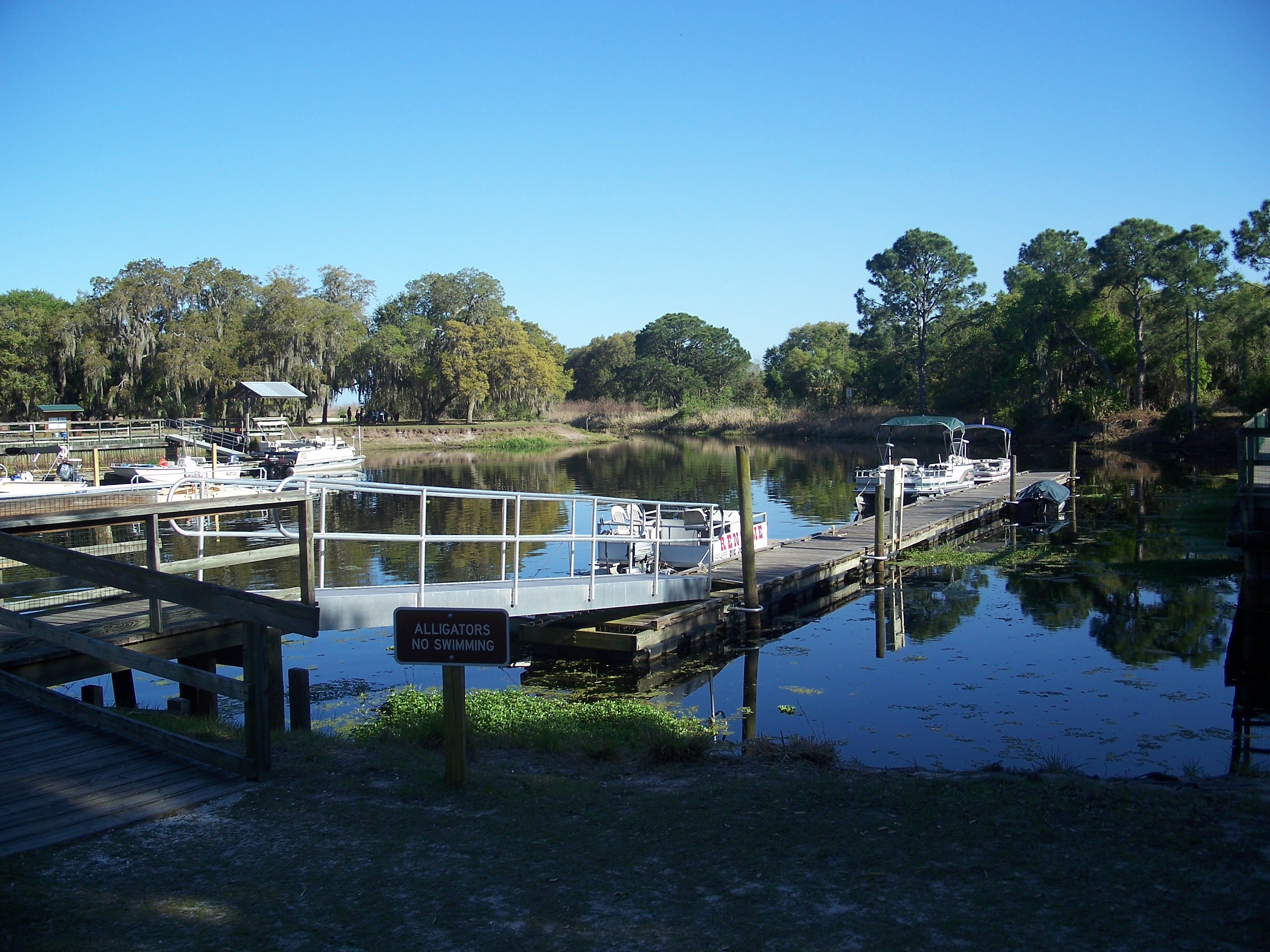Lake Wales FL Lake Kissimmee SP dock01.jpg