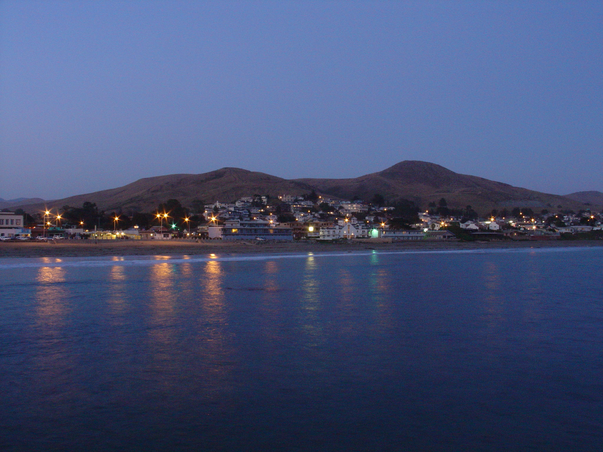 Cayucos CA - beach 2004.jpg