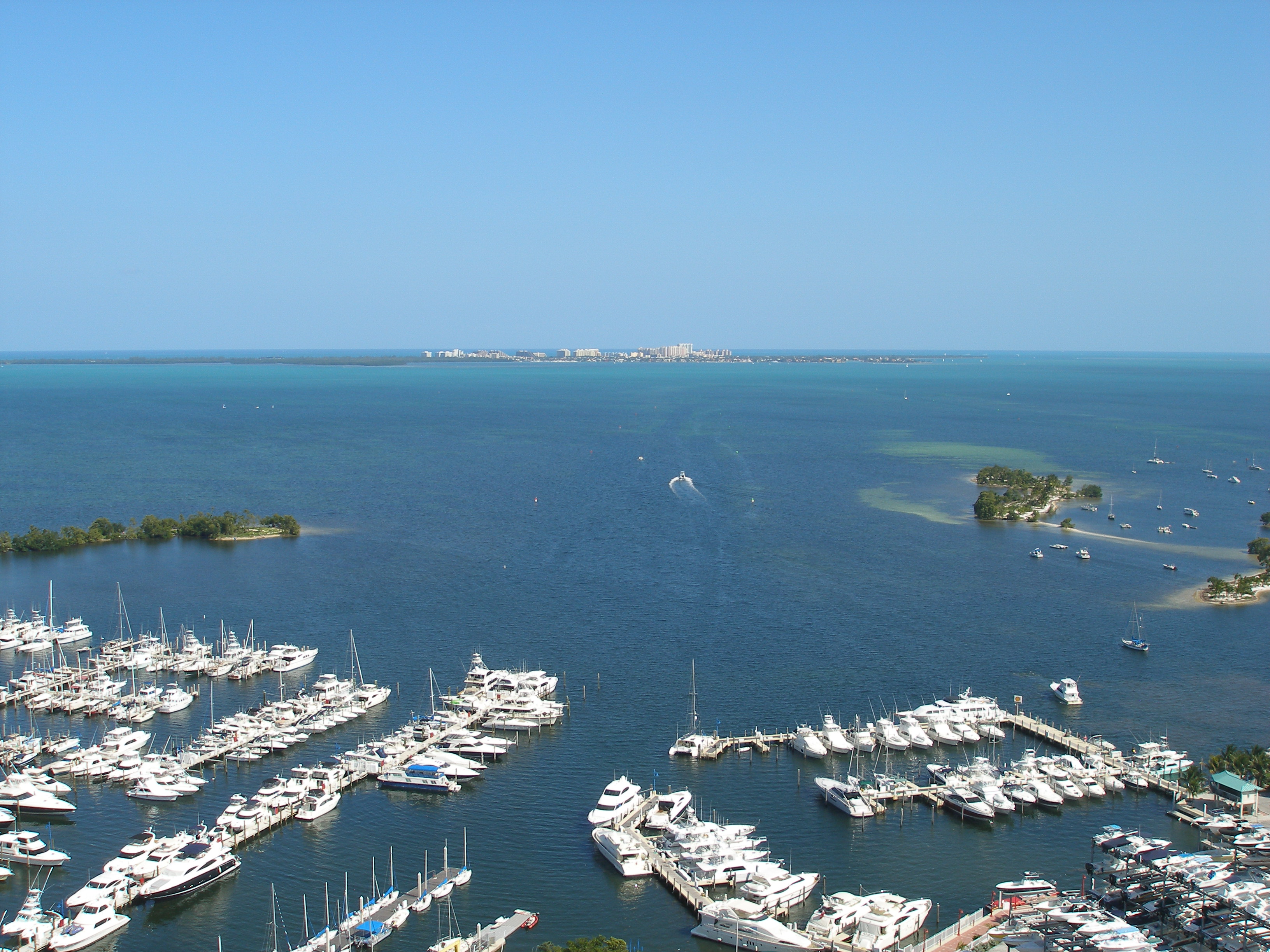 A view east across Biscayne Bay to Key Biscayne from Coconut Grove Marina, Coconut Grove, Miami, Florida March 28, 2008 - panoramio - Gary Miotla.jpg